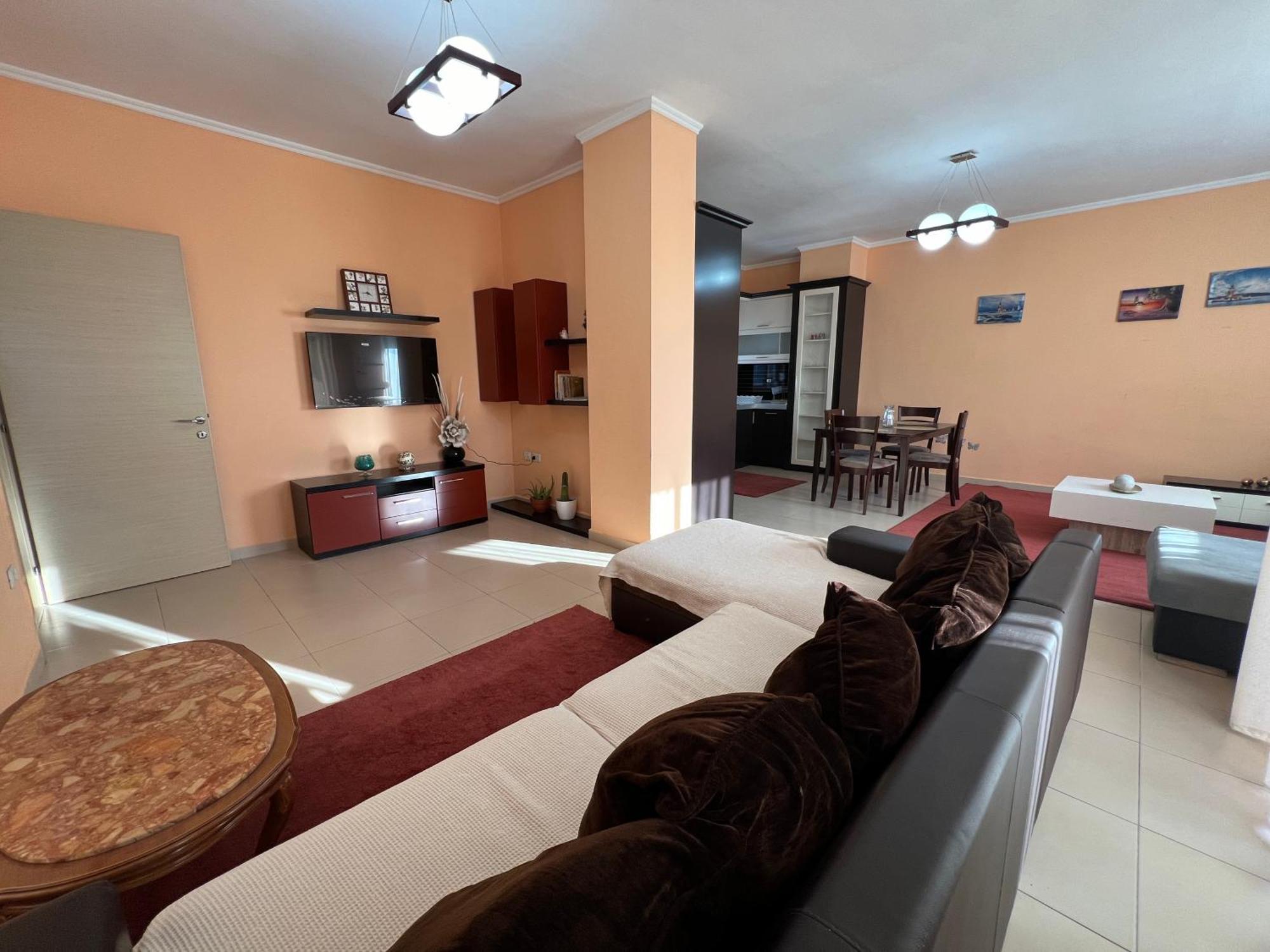 Elbasan Center Family Apartment N.42 エクステリア 写真