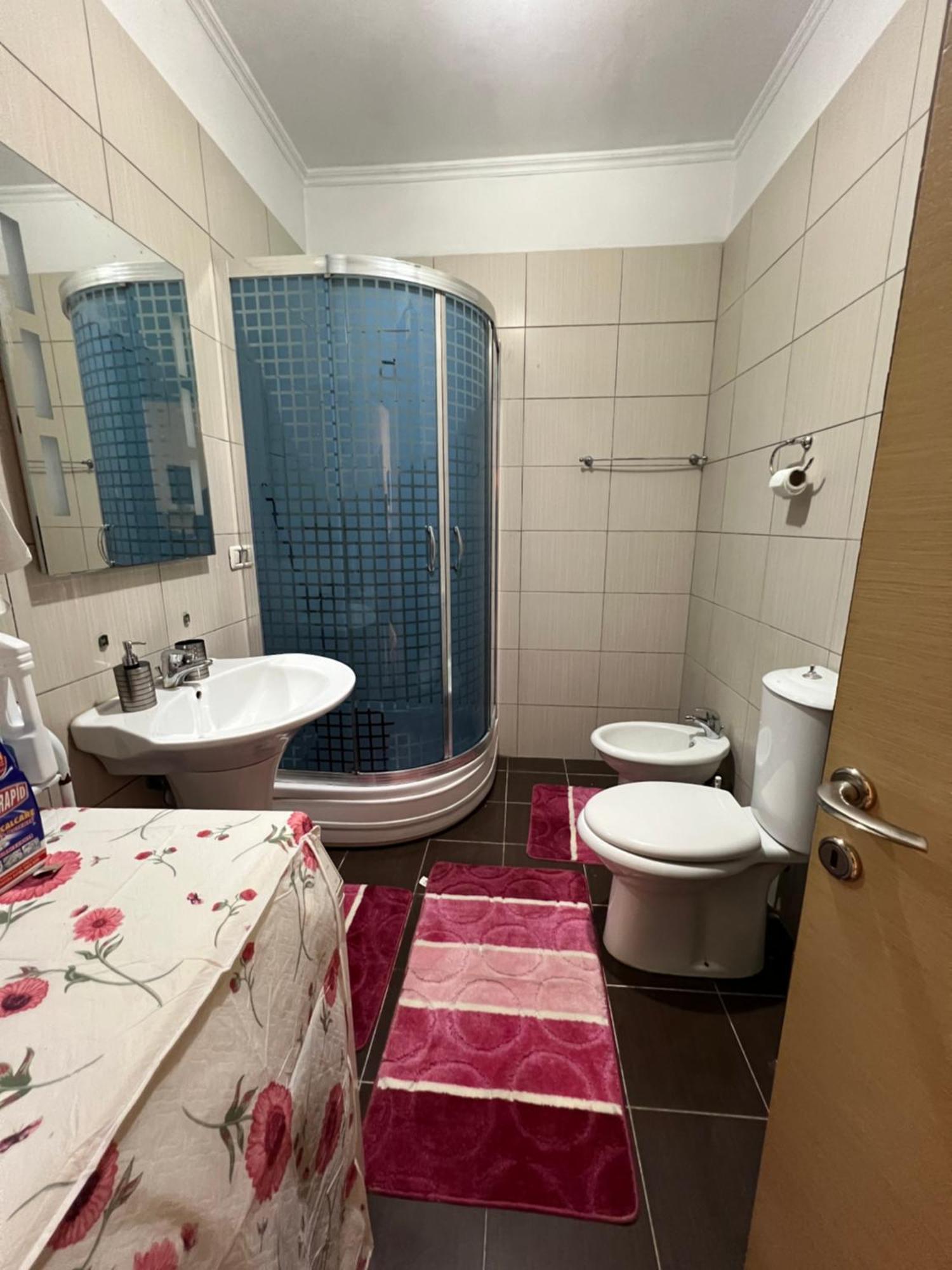Elbasan Center Family Apartment N.42 エクステリア 写真